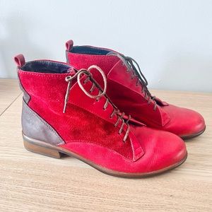 Size 7 NEW NAOT Mistral Lace-up Ankle Boots. Never worn out. No box